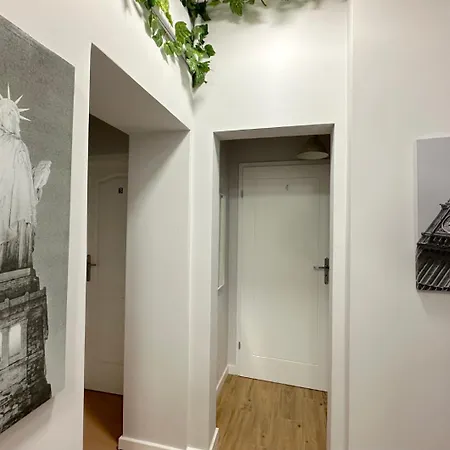 Butterfly - 15 Minutes To Old Town & Sea Homestay Gdansk